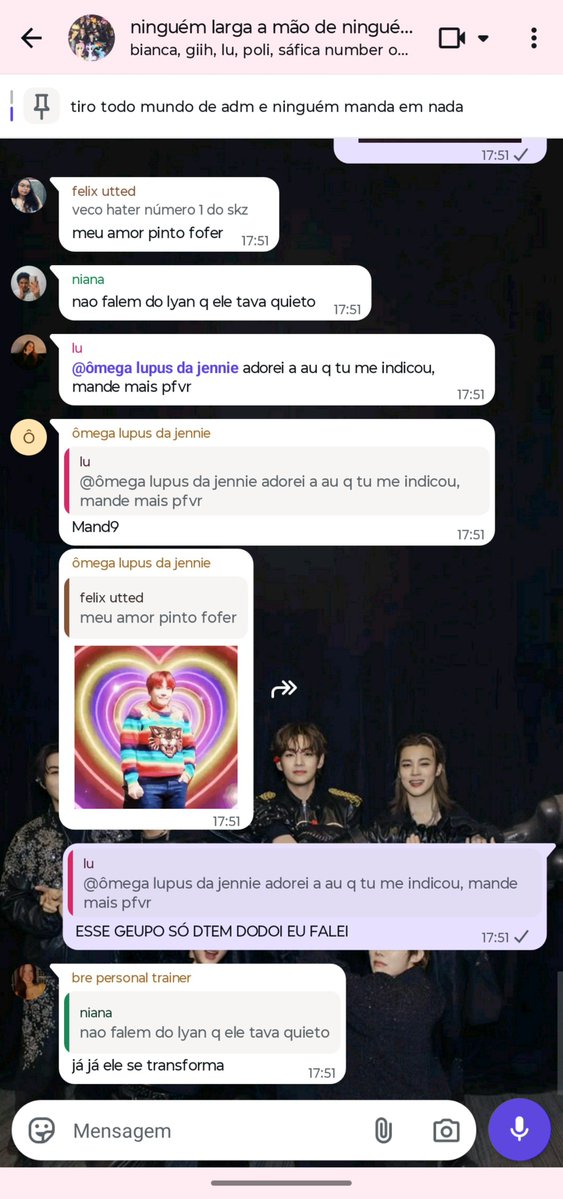 acervosemshow's tweet photo. quando eu digo q só tem dodói, tavam se matando agora e já tão de amor trocando recomend de au 

#lua👻 https://t.co/Ru0Q7vPLCc