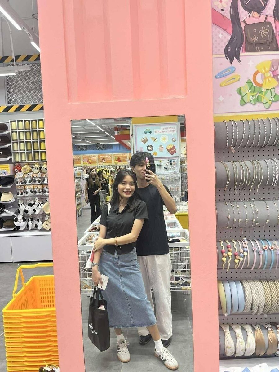 pinkyduyt's tweet photo. sepulang sekloa kekos
https://t.co/v2kHPxlVsX https://t.co/MKTSeUGhfL https://t.co/E3udmJEEDQ