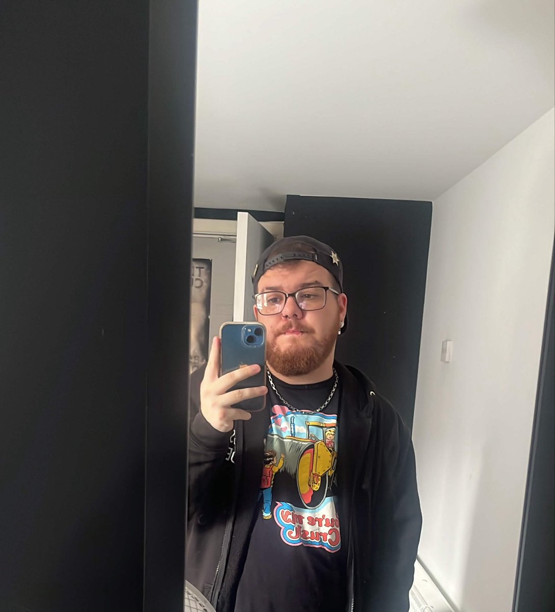 xhuxx's tweet photo. Mines just made me a bear 💅 https://t.co/MR1KhlVVFc