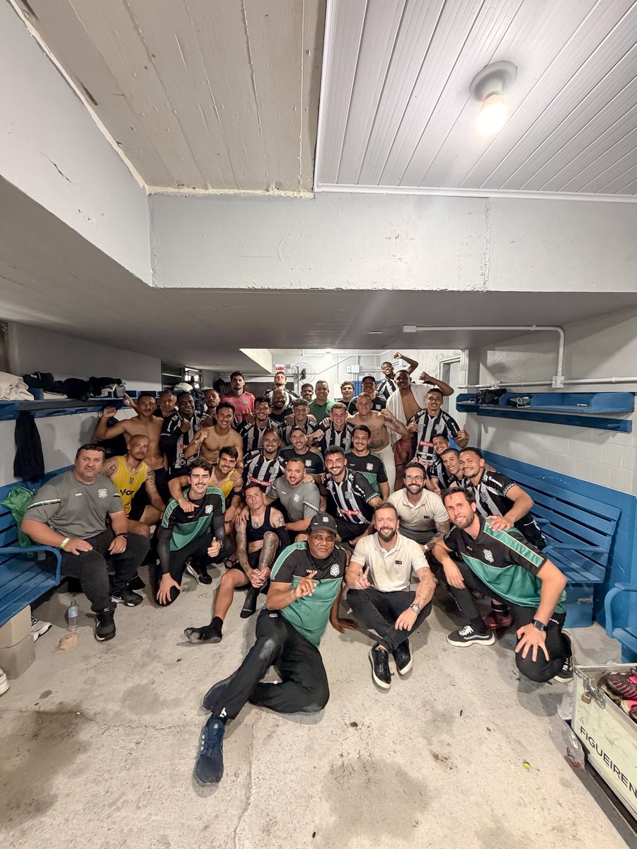 FigueirenseFC's tweet photo. +3 🌪️

Vamos, Figueira! 🏴🏳️ https://t.co/ts3vcbpgMF