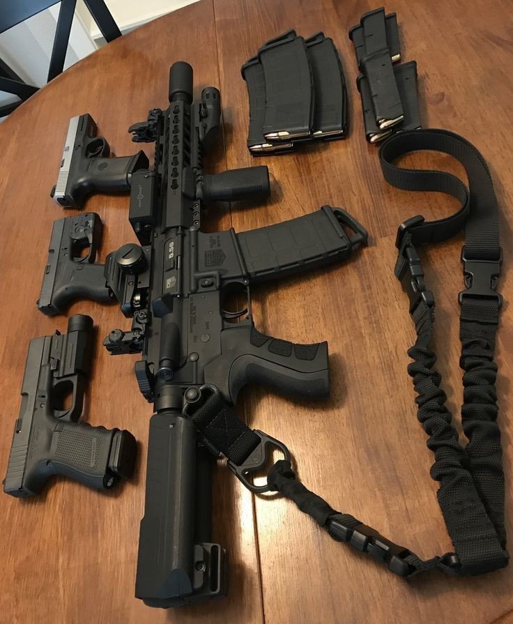 gunalbum's tweet photo. Enough for home defense? https://t.co/8PPWXDH9bz