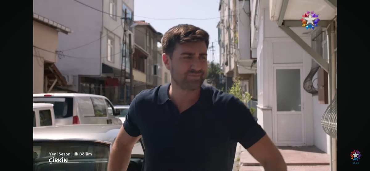 caroleme23's tweet photo. Çağlar inanılmaz yetenekli ve tüm duyguları ustaca aktarma konusunda olağanüstü bir yeteneğe sahip. Gözleri, bir senaryoya ihtiyaç duymadan çok şey anlatıyor; her bakışı ve jesti bir hikaye anlatıyor ve duygularını gerçekten hissetmenizi sağlıyor🧿✨️👏👏 #Çirkin @CaglarErtugrul https://t.co/6KzWwd5OGF