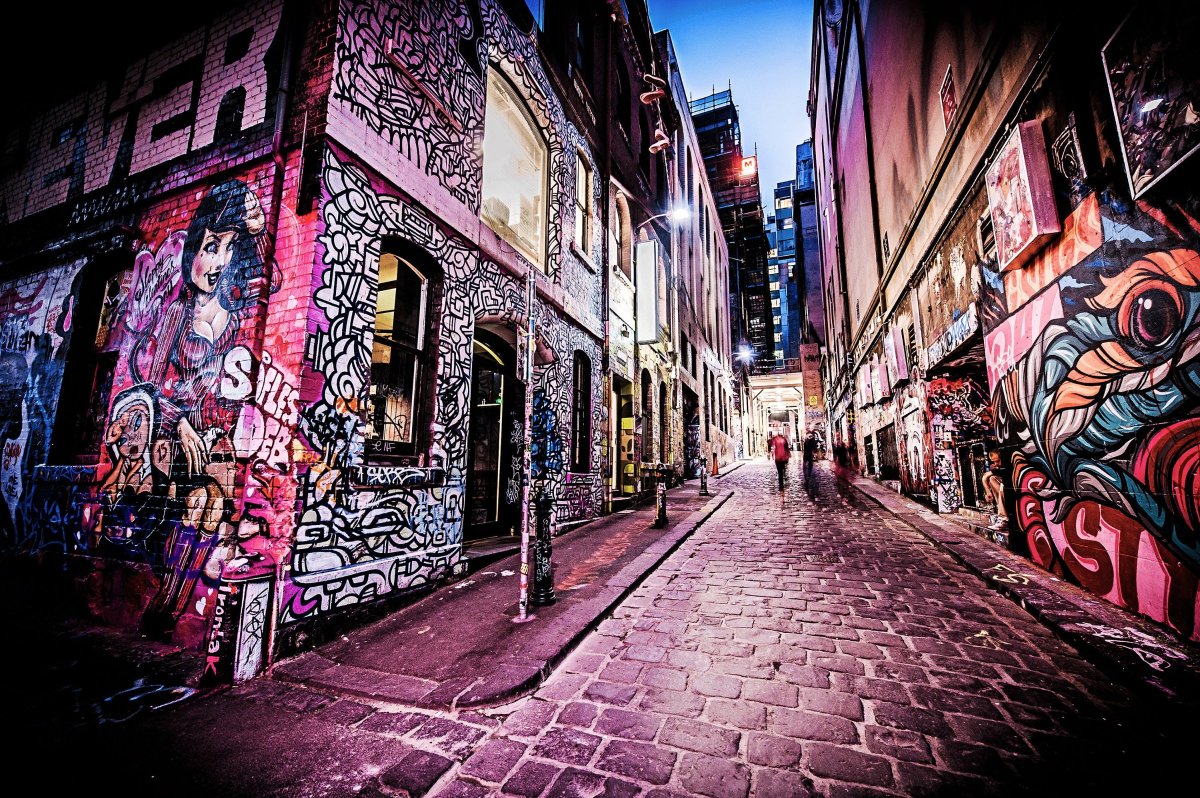 lyethxmoles's tweet photo. My friends had to carry me away from there, taking me home to a night where sleep felt impossible. https://t.co/uPTr4VRsob