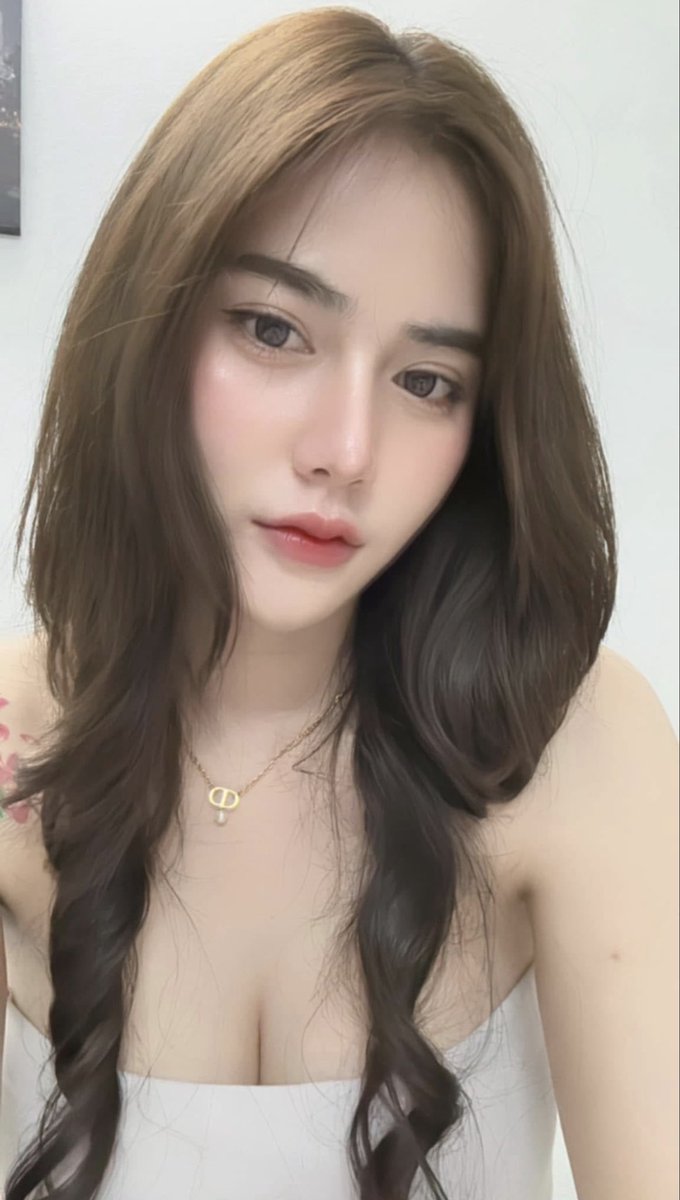 JoniPizzola's tweet photo. "ตอนแรกก็ไม่เชื่อ จนกระทั่งลองใช้

🌸 🆔  nxx88 

เอง... ไอเทมีลับที่บิวตี้บล็อกเกอร์เกาหลีโหวตให้เป็นอันดับ 1!" ครีมกันแดดเนื้อซูเฟล่ บางเบา คุมมันนาน  
📌🫰🏻🤟🏻👌🏻🐮

#รับงานสมุทรปราการ
#รับงานเทพารักษ์
#รับงานแบริ่ง
ปากน้ำ บางนา ศรีนคริ���ทร์ สุขุมวิท https://t.co/j1EmdsT5Kg