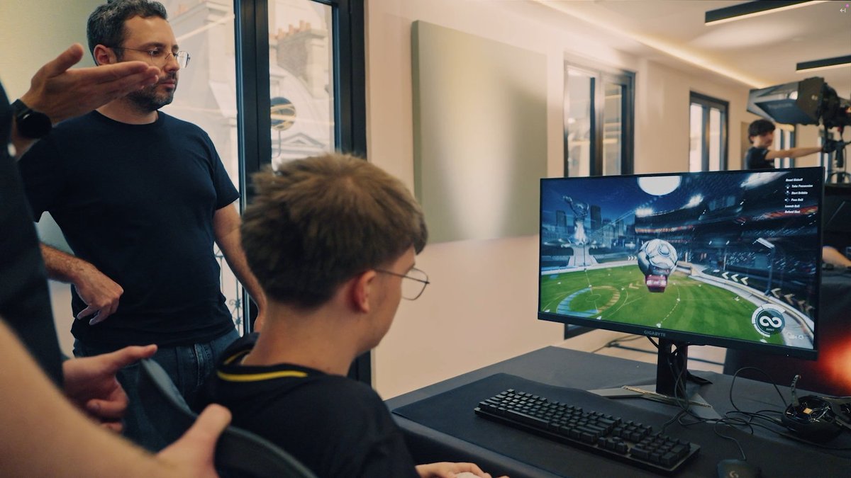 NotPaloIntel's tweet photo. Vistazo a Rocket League con Unreal Engine 6.

Disponible en 2027. https://t.co/ZfHHVIcp37