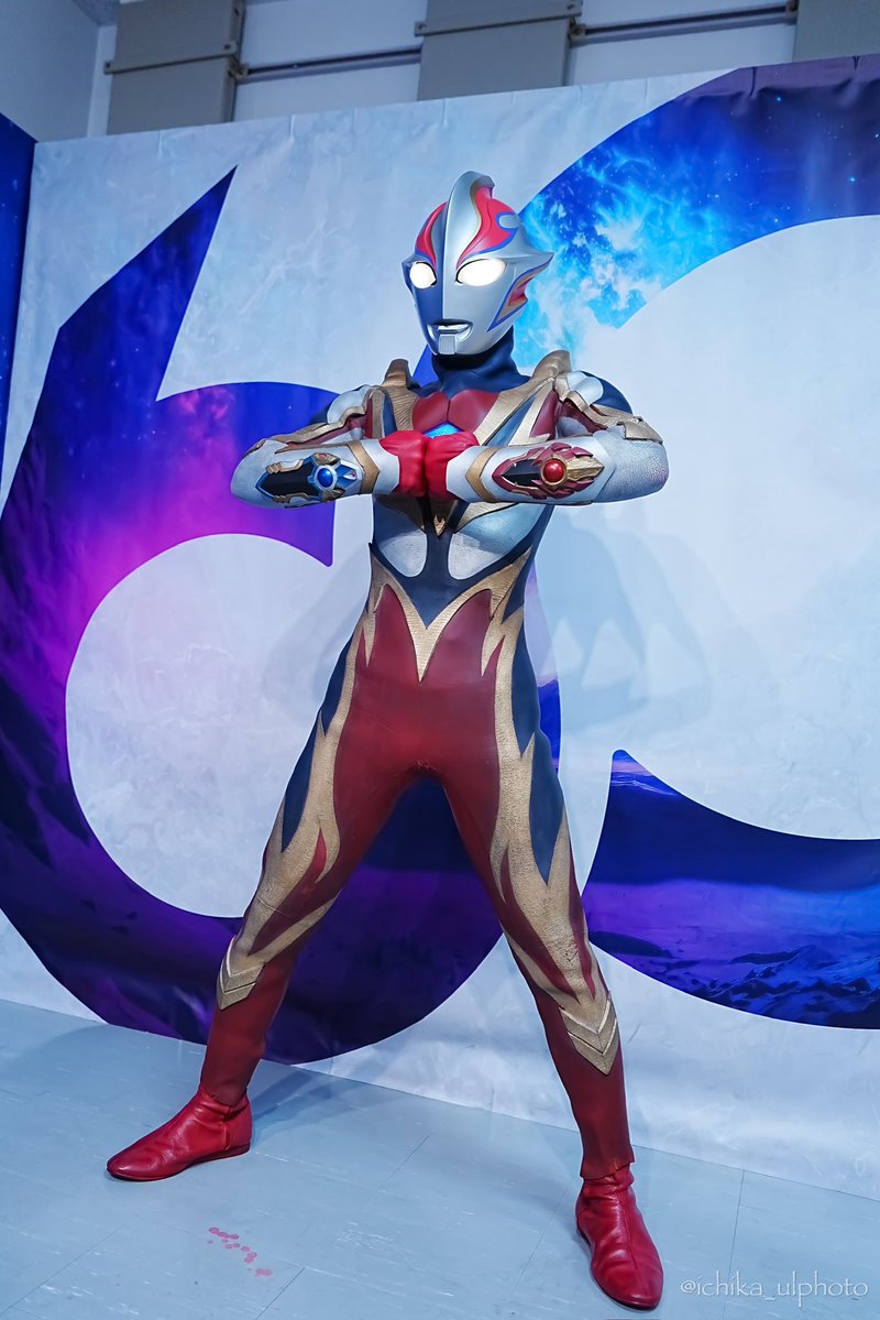 ichika_ulphoto's tweet photo. チェキ撮る間でフルモーションしてくれてかっこよかった〜！

 #ウルトラマンメビウス 
 #平成climax展 https://t.co/fUHaBn2aYq