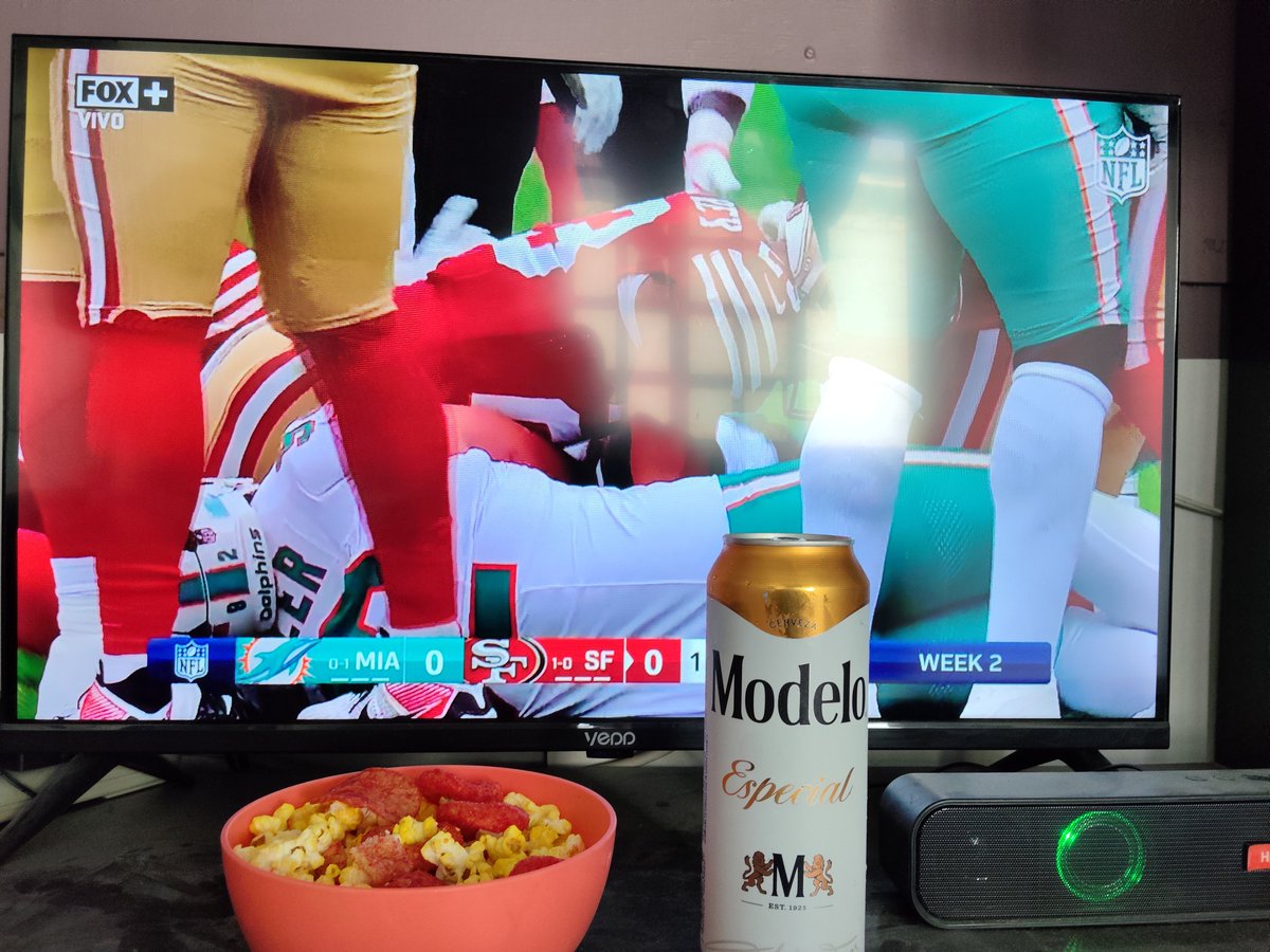 os_marsh's tweet photo. Por fin tengo un domingo libre después de muchos años para ver a mis Niners!!
@49ers @49ersESP https://t.co/u2Pdc9eu7x