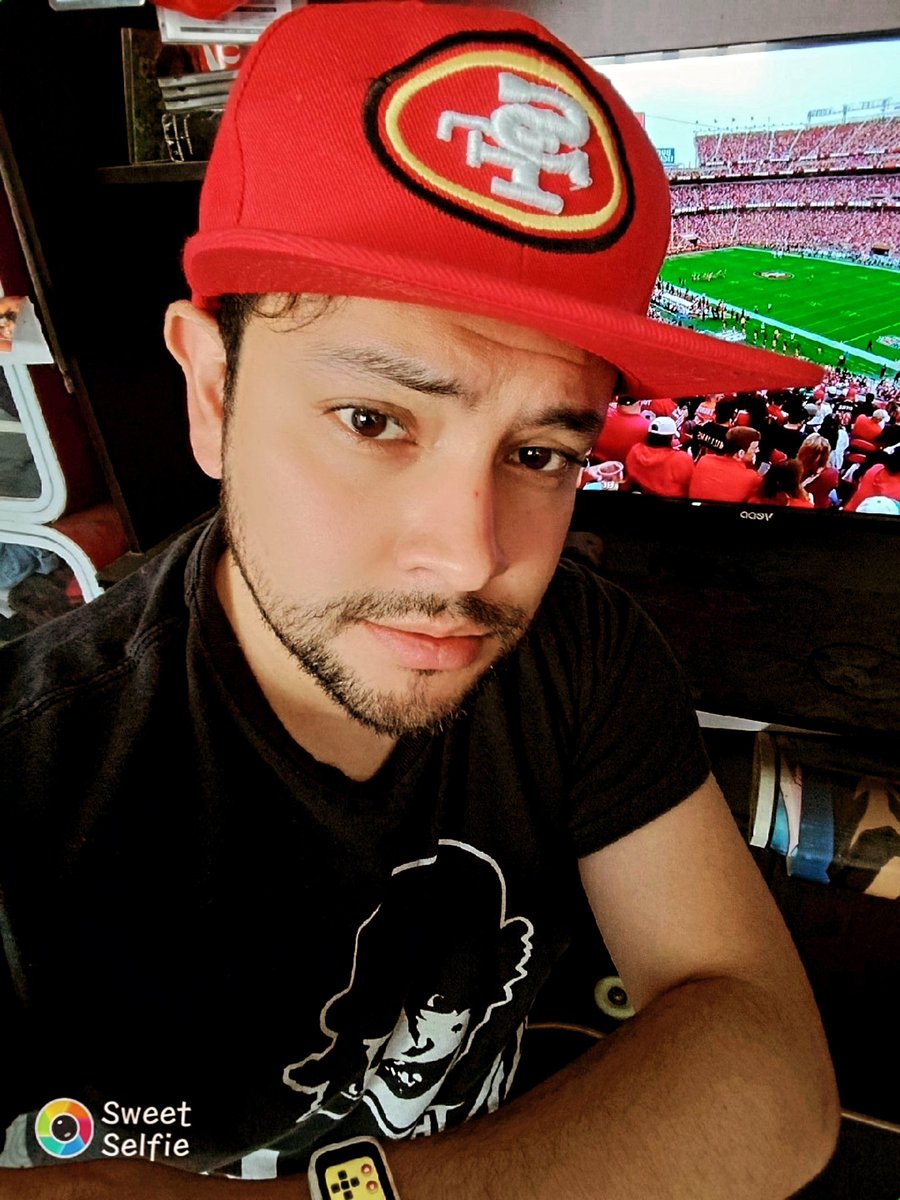 os_marsh's tweet photo. Por fin tengo un domingo libre después de muchos años para ver a mis Niners!!
@49ers @49ersESP https://t.co/u2Pdc9eu7x