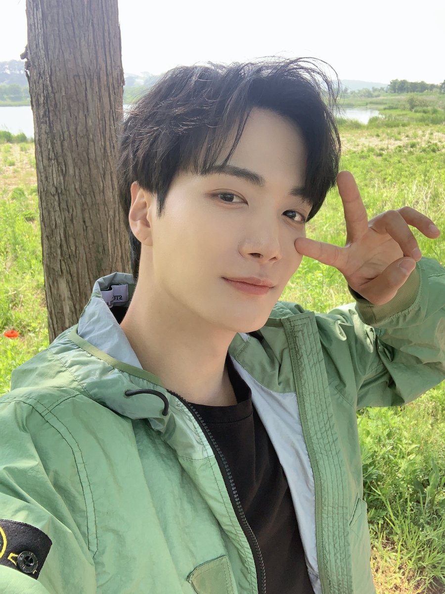 keh988's tweet photo. 종현시 🐢 💙 💛✨️
#김종현  #KimJonghyeon https://t.co/OjCITd4GbZ