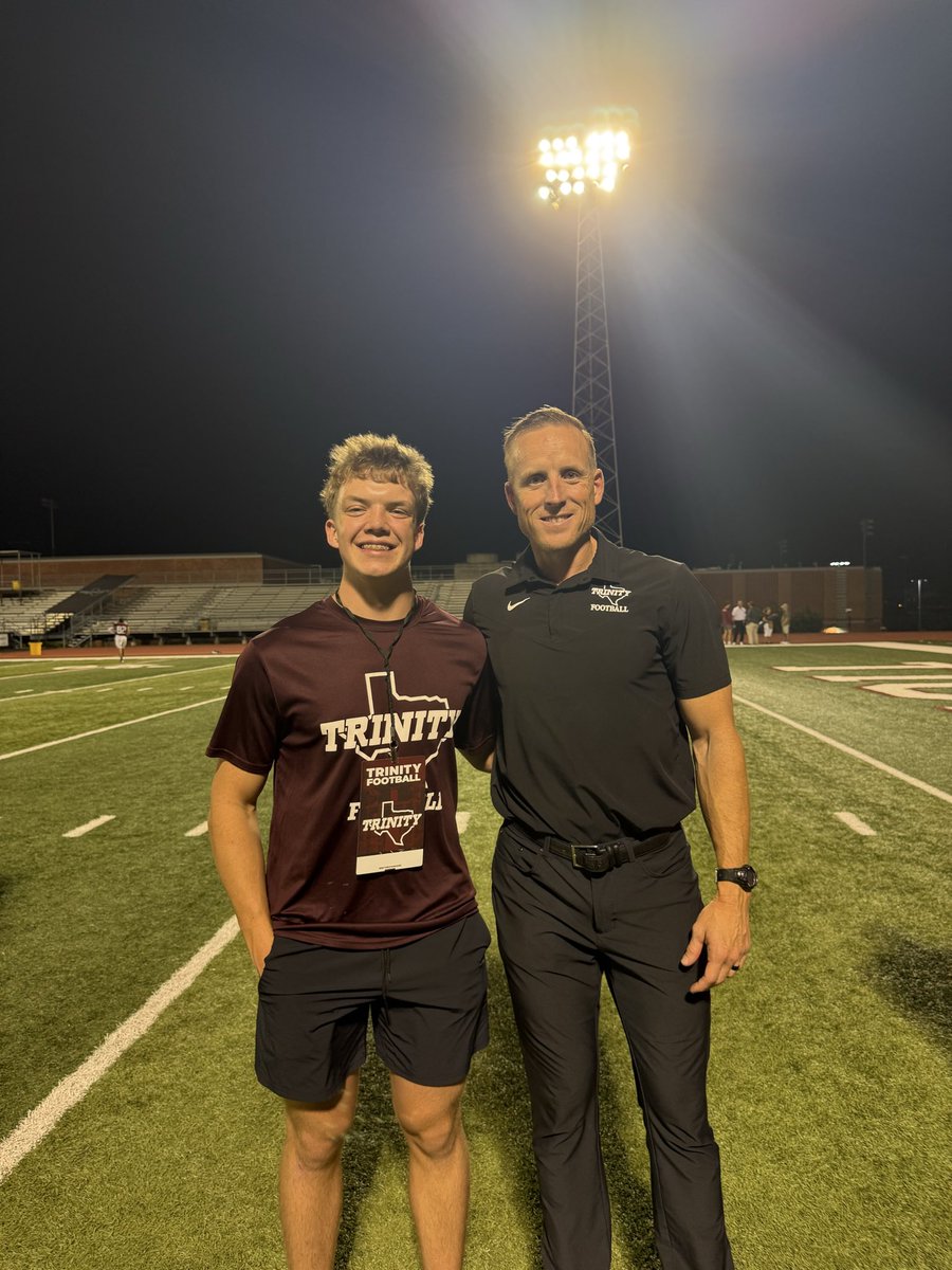 BrettFancher33's tweet photo. Thank you @TUFootballTX  and @JerhemeUrban83 for an amazing game day visit yesterday! Congratulations on the win!
#PTC #BeTheStandard 

@JerhemeUrban83 @CoachMichalak @CoachGezella @DudgeonD @gwildcatfball https://t.co/z9lkxQnDZC
