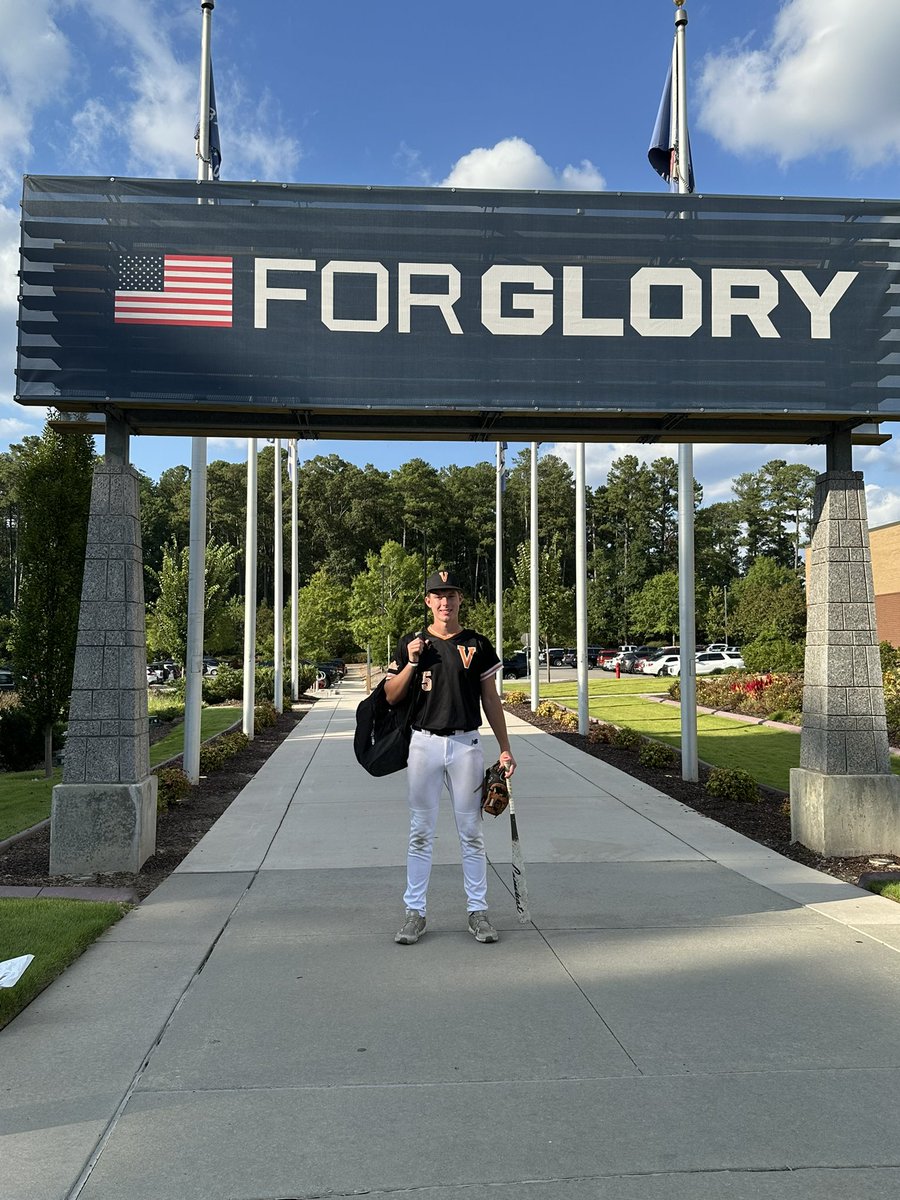 JacksonRoss55's tweet photo. Great tournament at the USA Complex this weekend. Here is my home run!
@VAVolsBaseball @CokerDrew_ @AdamsPerform @alex_famodu @yuri_namkoong @KIMEPerformance https://t.co/zkOqBZuNkx
