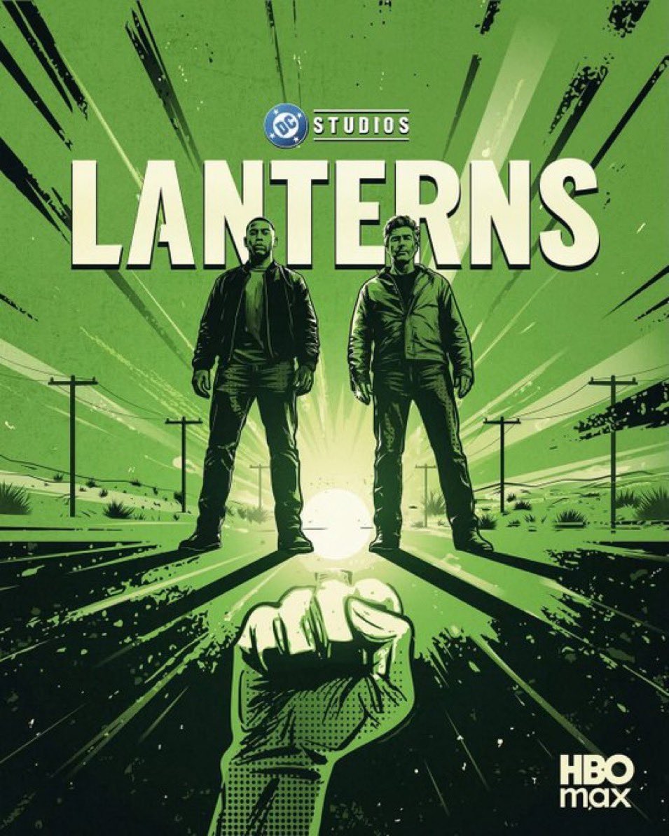 PedroDCnauta's tweet photo. 🚨 GRANT MORRISON MUDOU DE OPINIÃO SOBRE LANTERNS 💚

E a mudança é BEM interessante

Após o 1º episódio, Morrison disse que Kyle Chandler era ótimo, mas que aquele não era um Hal Jordan que ele reconhecia. Também criticou o Hal alcoólatra, a falta de uniformes/efeitos dos anéis e a abordagem “True Detective”

Agora, depois de acompanhar mais episódios, Morrison diz que a série “melhorou muito” e que a abordagem FUNCIONOU

E o mais curioso: aquilo que era uma crítica virou elogio

Morrison diz ter se apaixonado pelo Hal Jordan mais nuançado de Kyle Chandler, entendendo que o comportamento de bêbado imprudente funciona como uma cortina de fumaça

Também elogiou a evolução de John Stewart, dizendo que Aaron Pierre vem revelando novas camadas do personagem a cada episódio

A única crítica que permaneceu foi Sinestro no estilo “Hannibal Lecter”

Ou seja: Morrison não apenas passou a gostar de LANTERNS. Ele passou a entender e valorizar justamente escolhas que inicialmente o incomodaram

Concordam com ele? 

Fonte: Grant Morrison, Xanaduum, via Bleeding Cool