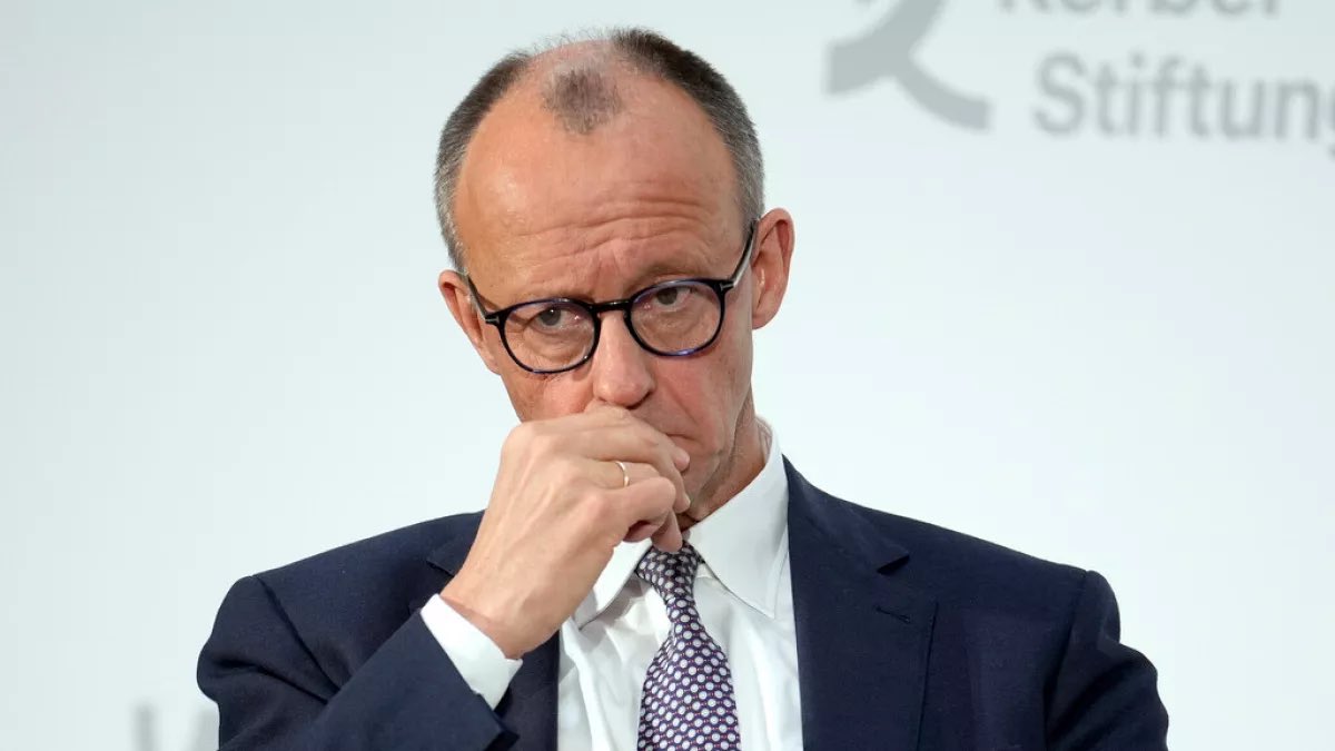 Inevitablewest's tweet photo. Two days ago Friedrich Merz said Germany was "a country of immigration."

Today, his party collapsed. 🇩🇪 https://t.co/d8dvWPe92r