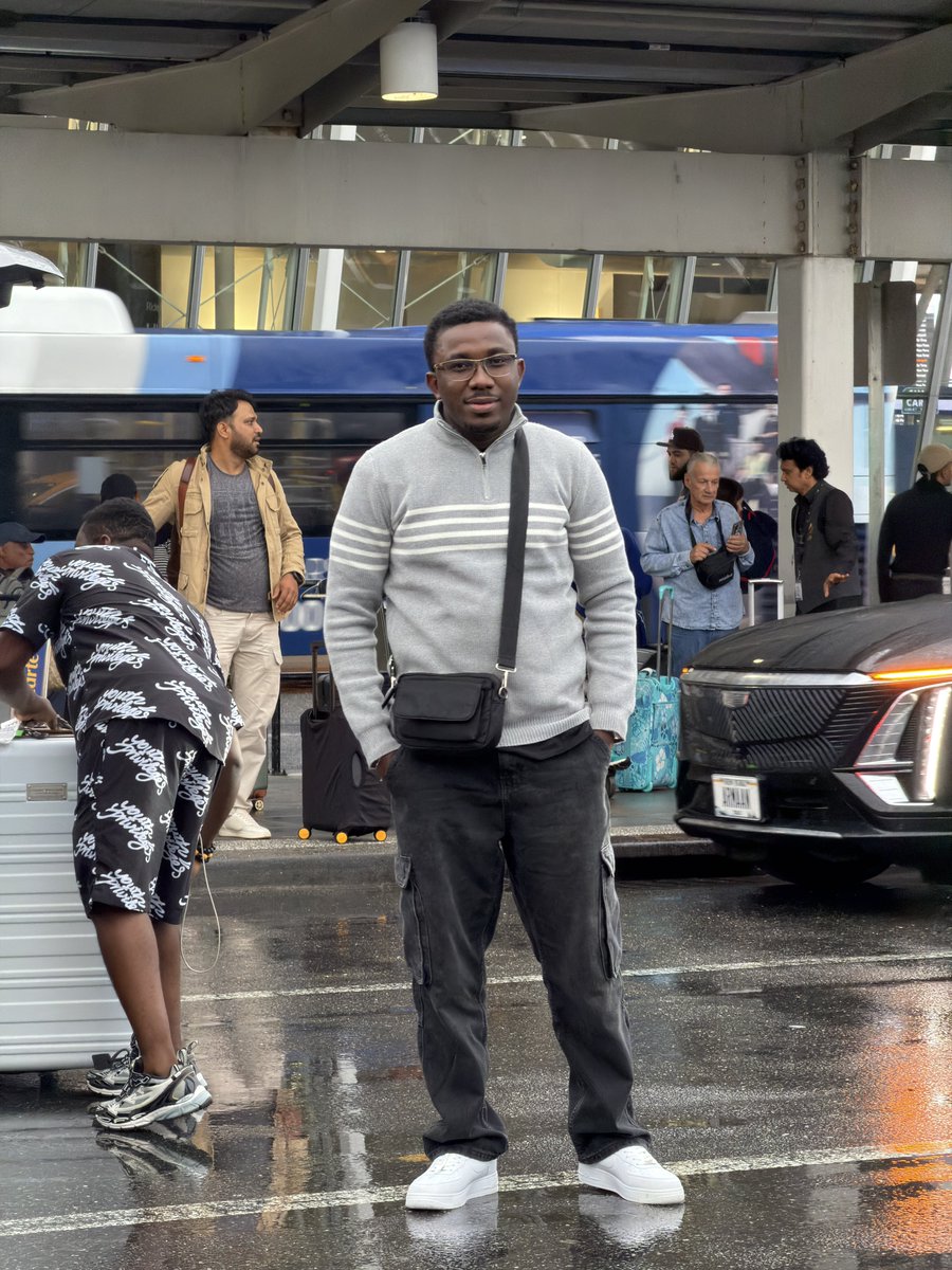 gyaigyimii's tweet photo. Motion Boy is Back In New York For The 81st United Nations General Assembly 🇬🇭✈️🇺🇸 🌍 https://t.co/N2WnWUFa0H