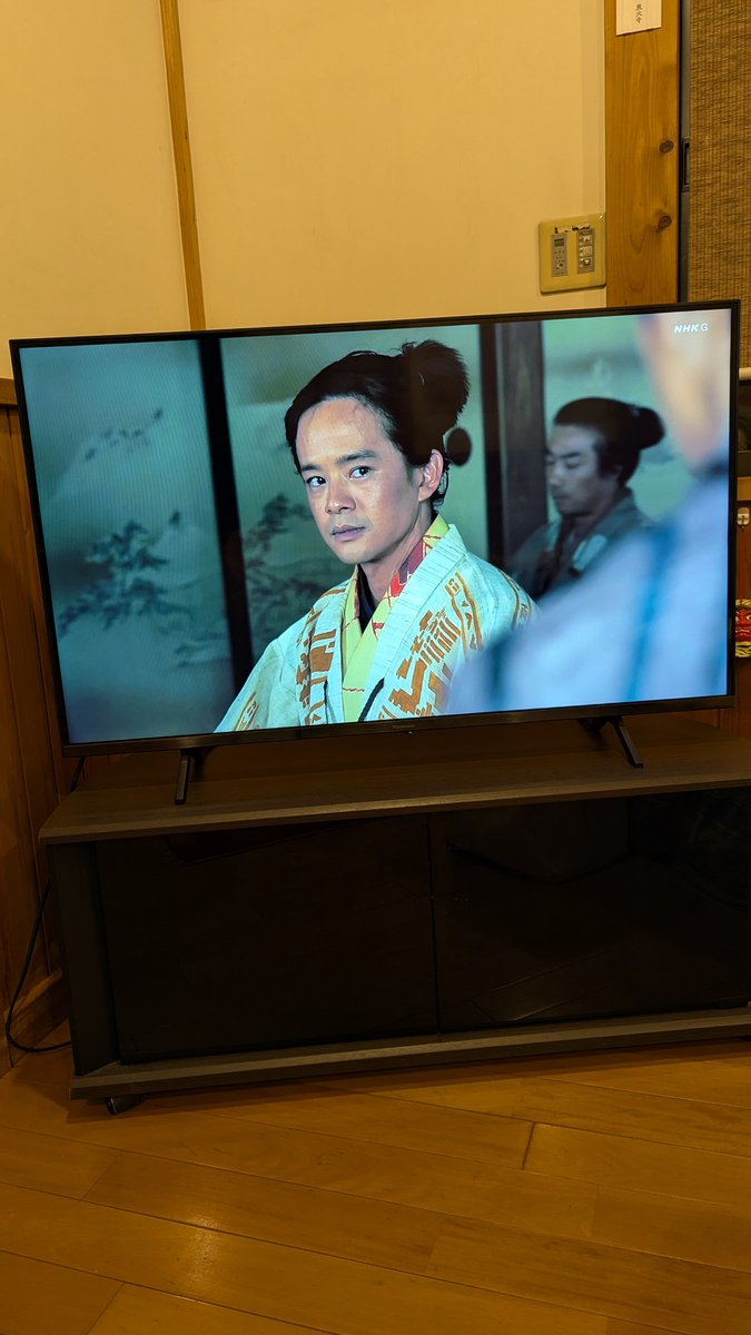 GbEsT5J5's tweet photo. このあいだの
ブラタモリ東大寺SPECIALを見てー…

聖武天皇は
なんでなやんじゃったんだろうねーー？？
と、
茶化す
タモリは
無信心。

あー、聖武天皇！！！
と単純に感動した
やも次郎は
仏教信者。

結局この違いが
軋轢と相容れない

豊臣の末裔と

徳川の末裔が

生きる、

2026年の🇯🇵ザル達

🐒🐒🐒🐒🐒🐒🐒🐒🐒🐒

鳴かぬなら◯◯◯◯◯

ホトトギス

の、故事にもよくあらわれている。

天下一統！好戦主義者の

豊家。

天下泰平主義者の

徳川家。

江戸城無血開城も

豊臣の民衆虐殺主義の

戦を知っているからだし。

この先のみらい

徳川の巻き返しは

起こり得るのか？？？

歴史未来の

想像を書き立たせますね！

なんで

関白になりたかったのかなあ

天皇制も

終わらせて

秀吉が

王になりたかったんだよね。

織田信長は覇王をめざしていたから。

日本国に

２人の王かいるわけないし。

なんか

天皇家の旧皇族から

養子をもらってとか…

やっぱ、

自民党は

バリバリ

豊家再興なんだねーー

自民党支持者だよ、うち。

だって

来年の大河ドラマの

譜代じゃない、

舞台のひとつ

勝海舟の別邸のあった

大田区の洗足池、

さんぽしてるし。

明治維新の裏舞台だもんねー

幕末の志士たくさん

きてたって！！

毛利公のお気に入りの

花魁が

大庄屋の離れにいたとか？

かんがえたら

きりないよ

おお岡山！！！

だよーー‼️🌞🌞🌞🌞🌞🌞

雨ばっかりだなあーー

洗足池も久しぶりに

満々として

こんどは

高野山から

真言宗の

空海上人

歩きにきてるよーー

とにかく

めちゃめちゃ

日本でも有数の

神聖な聖地なんだってーー

信心深くないと

わからないと思うよ。

あーー

タモリには

いくら歩いても

この神仏に護られている

霊験は

わからないとおもうなあ。

遊び豊家だもんねーー

あーはははは…

あ、べつに

タモリのこと

すきだよーー

ちょう人生楽そうだし！

あたしは

人生死ぬまで

苦しいほうだから

無縁だけどねーー‼️🌞

バイバイ😻😹♥️