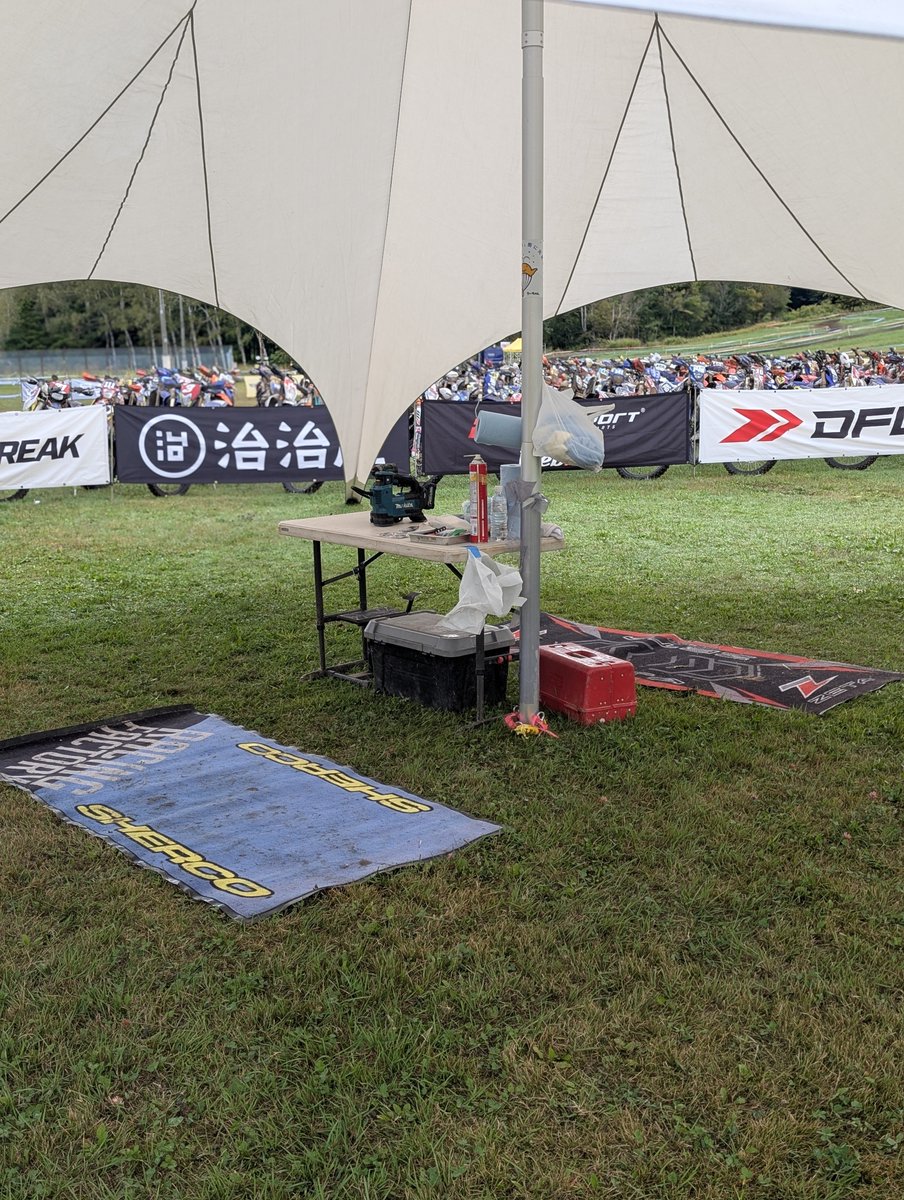 kaneton4500's tweet photo. day2
ワークタイム準備🆗 https://t.co/bx7od1XtmB