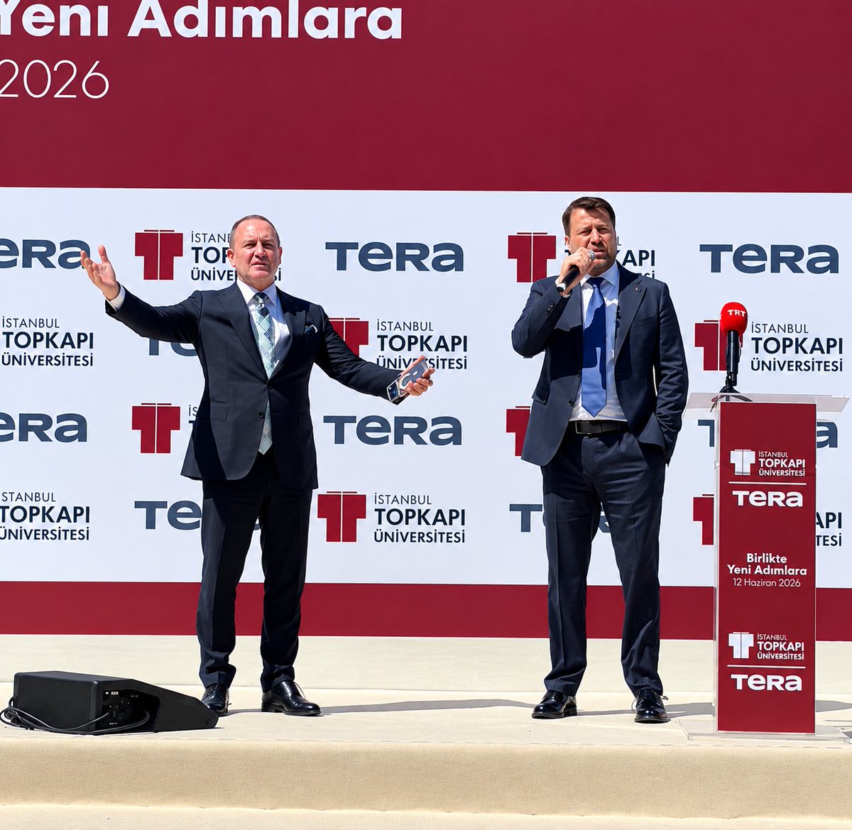 Piyasa_TR's tweet photo. 🔴 Tera Portföy Yönetim Kurulu Üyesi Prof. Dr. Emre Alkin:

"İstifa edeli 3 gün oldu. Yoğunluktan KAP’a bildirmeyi unuttum. İnsan yeri gelince neleri unutmuyor..."

-Meltem Suat https://t.co/NGALyz4rlm