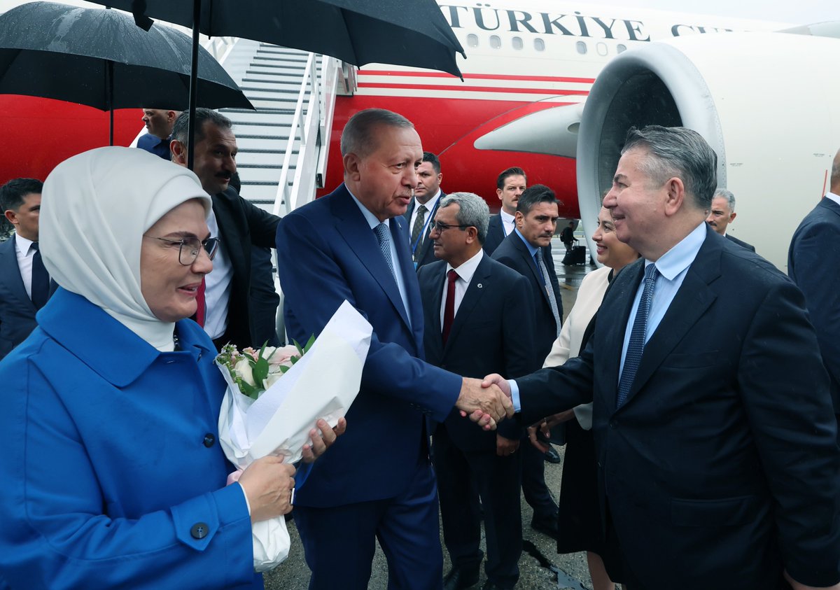 trthaber's tweet photo. Cumhurbaşkanı Erdoğan, BM 81. Genel Kurulu'na katılmak için ABD'de.

https://t.co/0Q3t4o6FAy https://t.co/lbFVip8Qz2