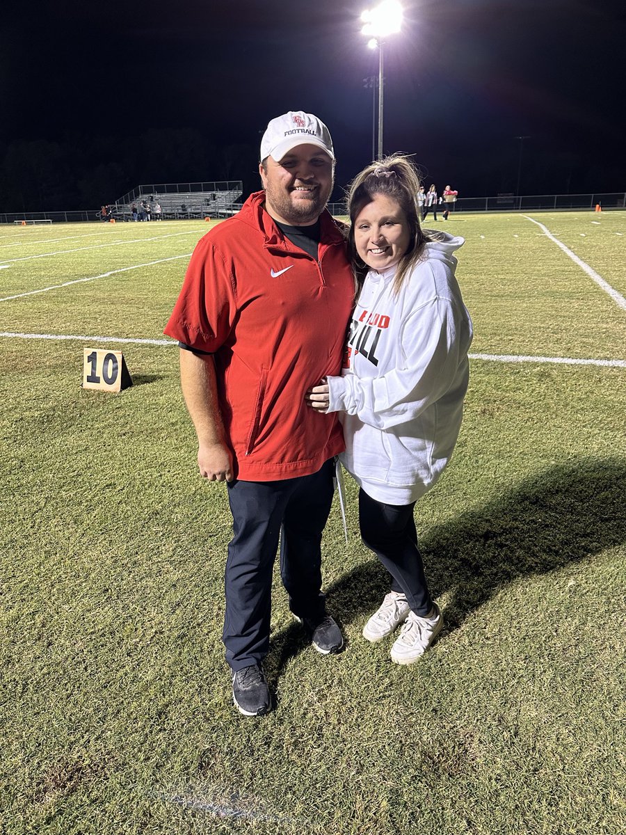 ShellJean22's tweet photo. We are ready for fall Rambler football weather!!! 🌹🏈 This was Garrett’s first win as RB Head Coach in 2023! @TMobile @RoseBudRamblers #FN5GL #Entry #Rally4RB https://t.co/iZ5xmGcSzZ