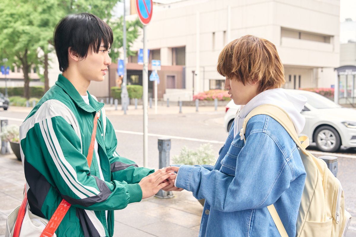 dramaphil_mbs's tweet photo. 🌸『ちょっと待とうよ、春虎くん 』🐯

第6話場面写真📸

手が繋げないなら...🤲
立ち尽くす大ちゃん🍂

第6話見逃し配信中👀
𝐓𝐕𝐞𝐫🔗https://t.co/lJeEurF3zS
𝐅𝐎𝐃🔗https://t.co/qw3kDXNUQi

#ちょとら
#中川翼 #桜木雅哉 
#高橋璃央 #田中学人 https://t.co/Yp0191v9gA
