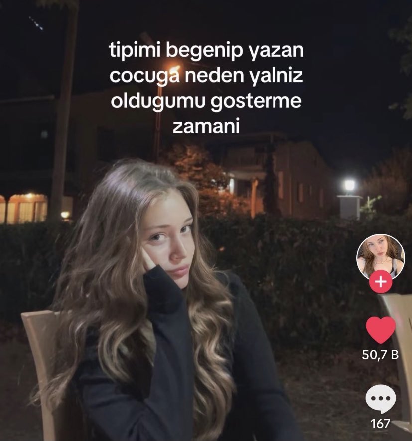 bilemiyorumabii's tweet photo. O kız https://t.co/6PrATWI731
