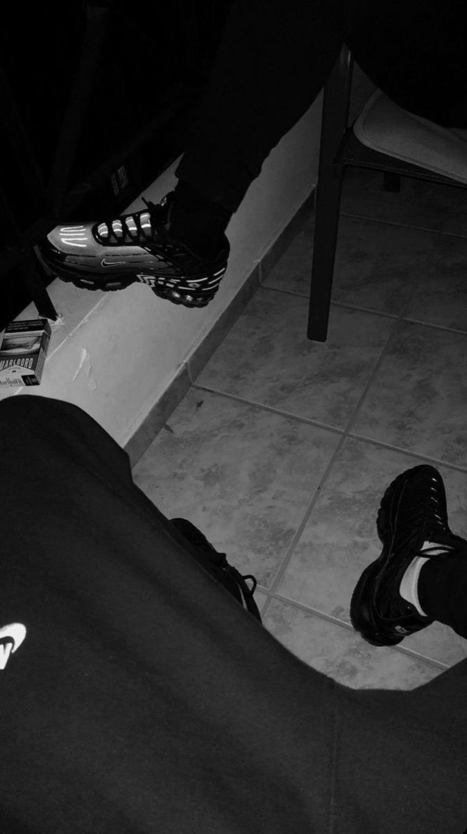 Maitrekader22's tweet photo. 👑 Prince Kader est là. Les vrais soumis savent déjà où venir… 😈🐺🇩🇿
#PrinceKader #Dominant #Soumis #Domination #Findom #DM https://t.co/hvE7WauwGv