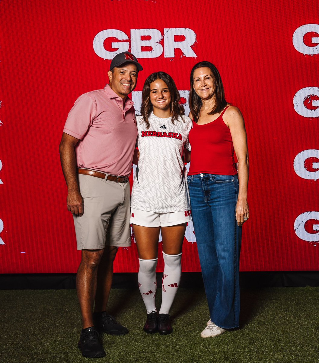 audrey_walker9's tweet photo. I am so beyond grateful and excited to announce my verbal and academic commitment to play D1 Soccer at the University of Nebraska-Lincoln!🌽❤️

I’d like to thank God, my family, friends, and coaches for supporting me along the way. Thank you to the Nebraska coaching staff! GBR!! https://t.co/JVVhtkp7zn