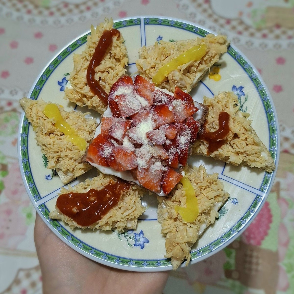 mzzabites's tweet photo. Vcs n sabem quanto um pacote de magic toast salva uma vida ! 🥹🥹 https://t.co/vLG1I1OAQN