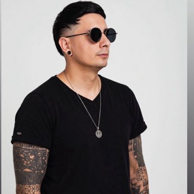 renzulis's tweet photo. #NuevaFotoDePerfil https://t.co/UEyBnMnIZ4