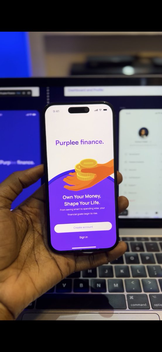 Anwuriii's tweet photo. Hello there 👋🏽

My name is Anwuri, a Product Designer focused on crafting digital products and experiences that make things easier for people and better for businesses.

Here’s my little space: https://t.co/IrSwKqqkrV https://t.co/owT3LLzW78