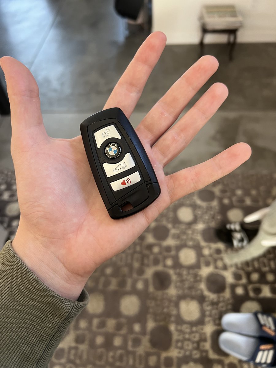 DingleQuan78198's tweet photo. To all the WAP haters and naysayers here's your daily reminder that I drive a $60k car while you're a broke pussy #WAPtwt #WAPVERSE https://t.co/u2ho6mzCKW