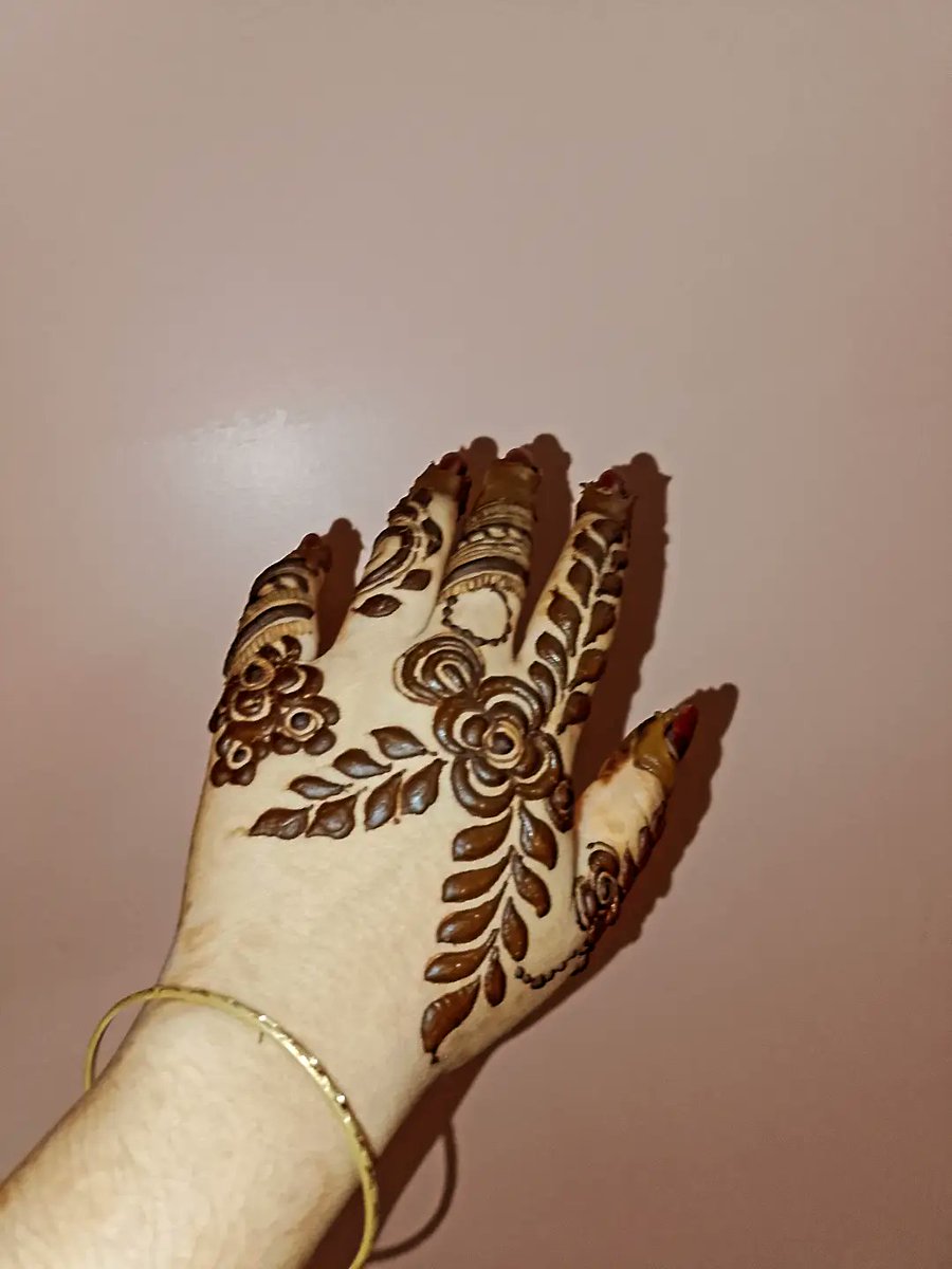 brooklynsmithek's tweet photo. Party mehndi design for your special day. https://t.co/5QAv9qMW4y