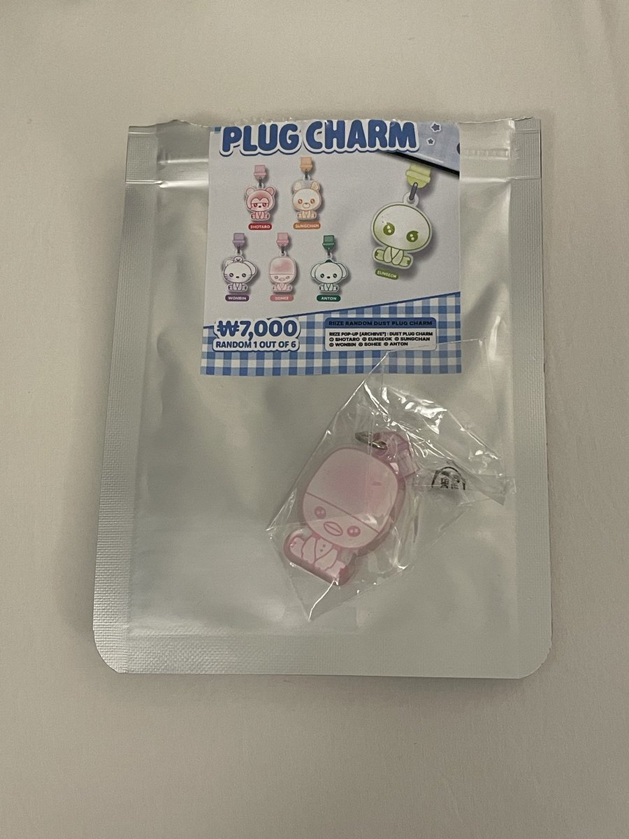 wonbinpark0302's tweet photo. #RIIZE ARCHIIVE2 POP-UP #トレカ交換 希望

譲) 写真の Random Dust Plug Charm ソヒ

求) 同種 ウォンビン

郵送もしくは9月23日リリイベ会場での交換を希望しております。
条件の合う方いらっしゃいましたら、ご連絡よろしくお願いいたします :) https://t.co/1T21XsBziH