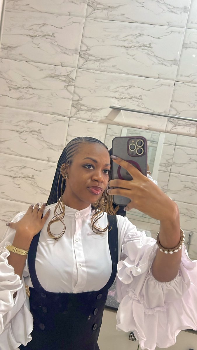 nanyaaez's tweet photo. Face card💗 https://t.co/LIGOuaWEmK
