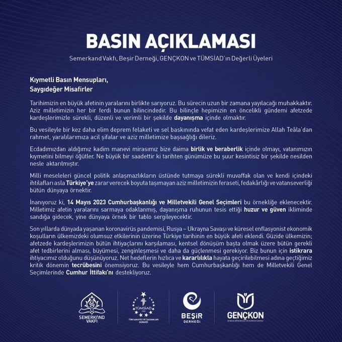 msttlkx's tweet photo. @akittv akİT bak burda ne var :)
Fakat sizde utanma ne gezer 

Elbet gelecek o hesap günü 
O zaman o ifitira eden diliniz ensenizden çekilecek https://t.co/Hc7VxabL7w