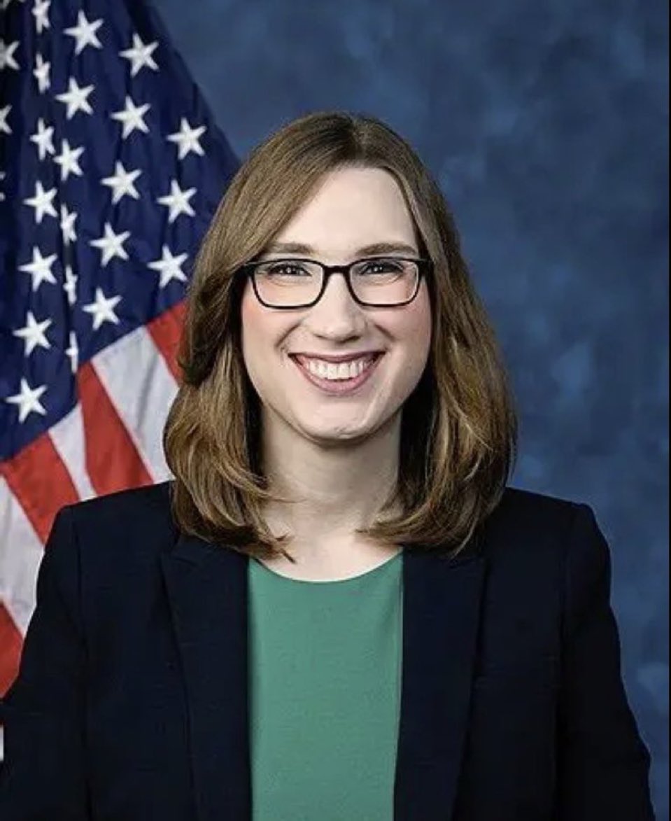 PoliticalStacy's tweet photo. This dude is a liar. https://t.co/g0q6znY6f0