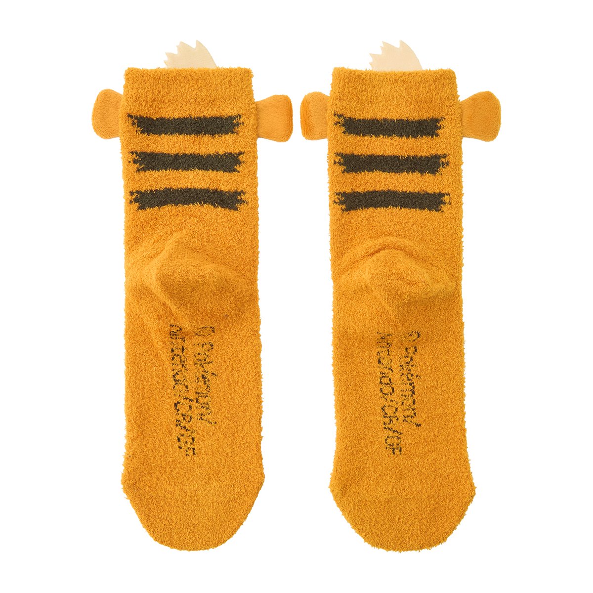 Pokeshopper's tweet photo. Pokeshopper Notice: Close up images of the brand new Pokémon Center Growlithe official socks now published https://t.co/84tzsuA0UP https://t.co/bo1S1fOFRJ