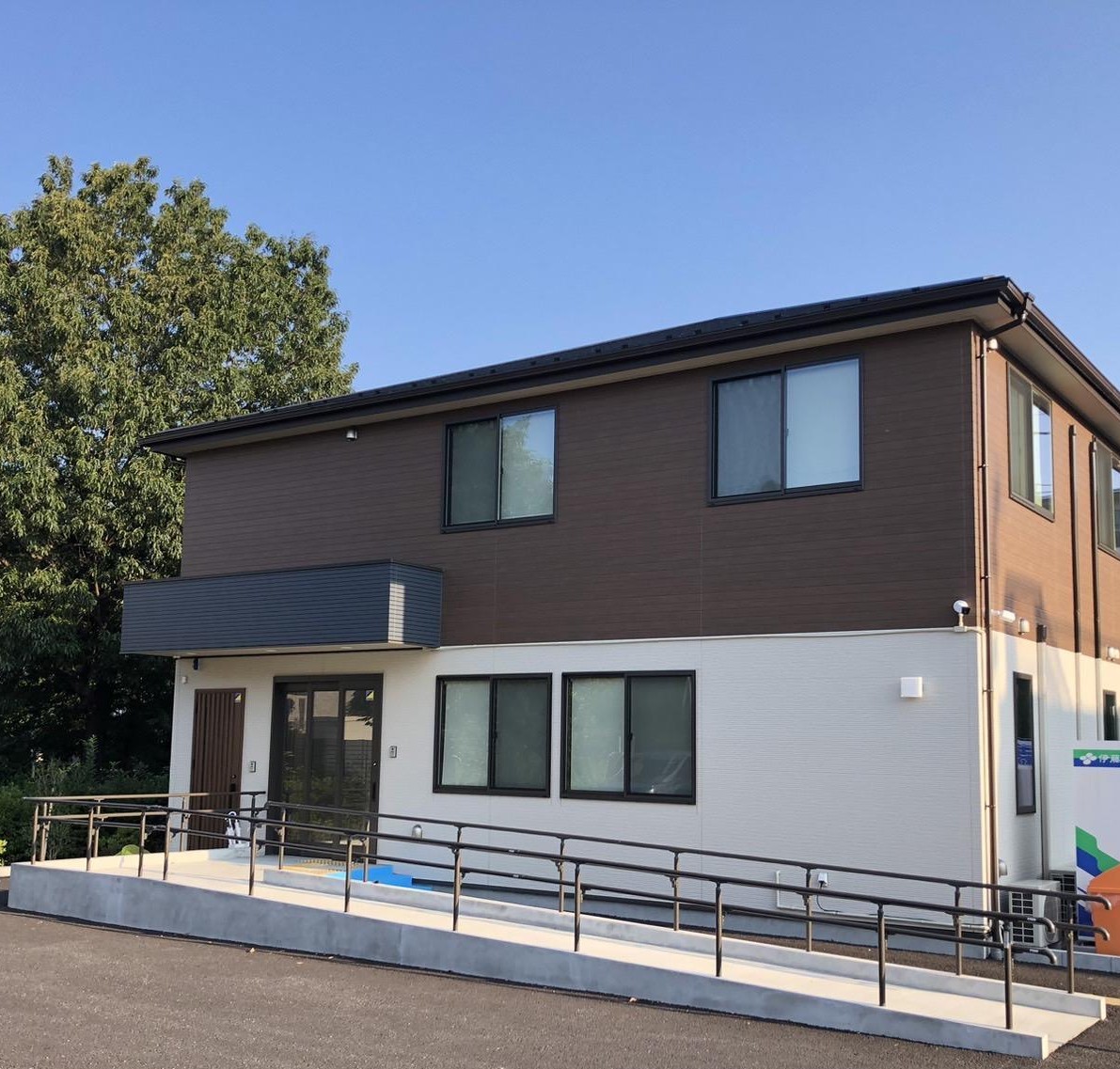 seibuhoukatsu's tweet photo. おはようございます🌾

暑さが和らぎ、外出しやすい季節になってきました😊

近所を散歩したり、買い物に出かけたり、無理のない範囲で体を動かしてみませんか🚶

秋の景色も楽しみましょう🍂

東久留米市西部地域包括支援センター
TEL：042-472-0661 https://t.co/ngY0XHnaPt
