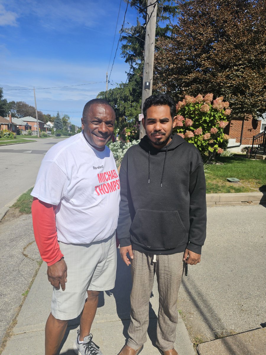 Thompson_37's tweet photo. Another great day canvassing in the community, speaking with residents, listening to their concerns, and hearing what matters most to them. #ReElectMichaelThompson  #ScarboroughCentre #Ward21 #TeamThompson https://t.co/4B0C3FmxL4