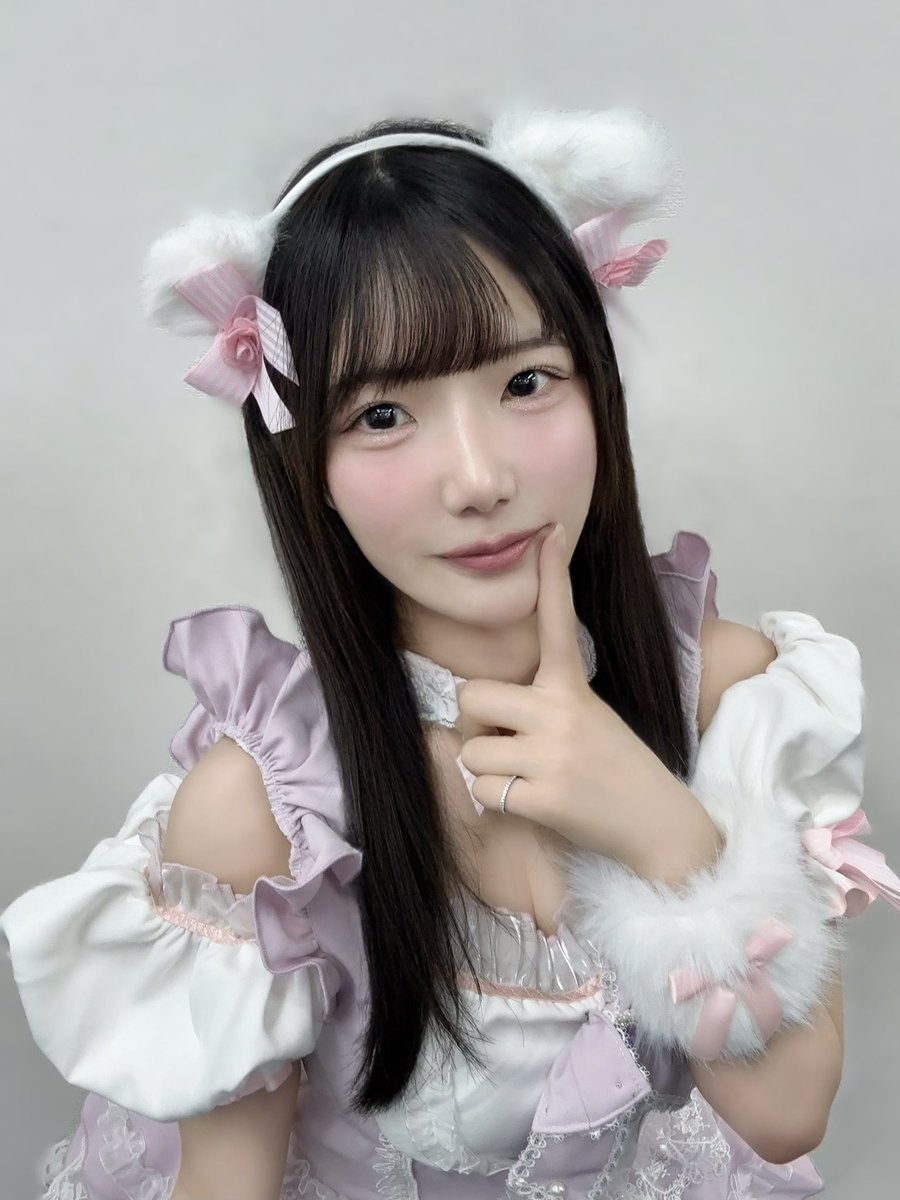 _rina_zero's tweet photo. たまにはコスプレも、かわいい？🎀 https://t.co/HIwpbBi6Kq