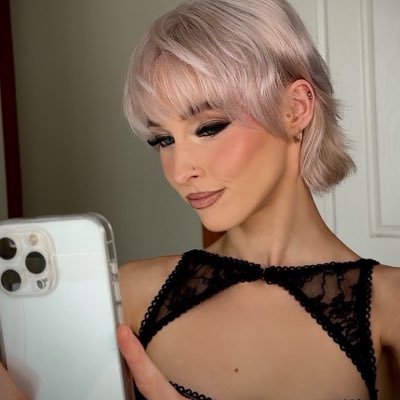 blondienexdoor's tweet photo. #NewProfilePic https://t.co/zmvHWEptS6