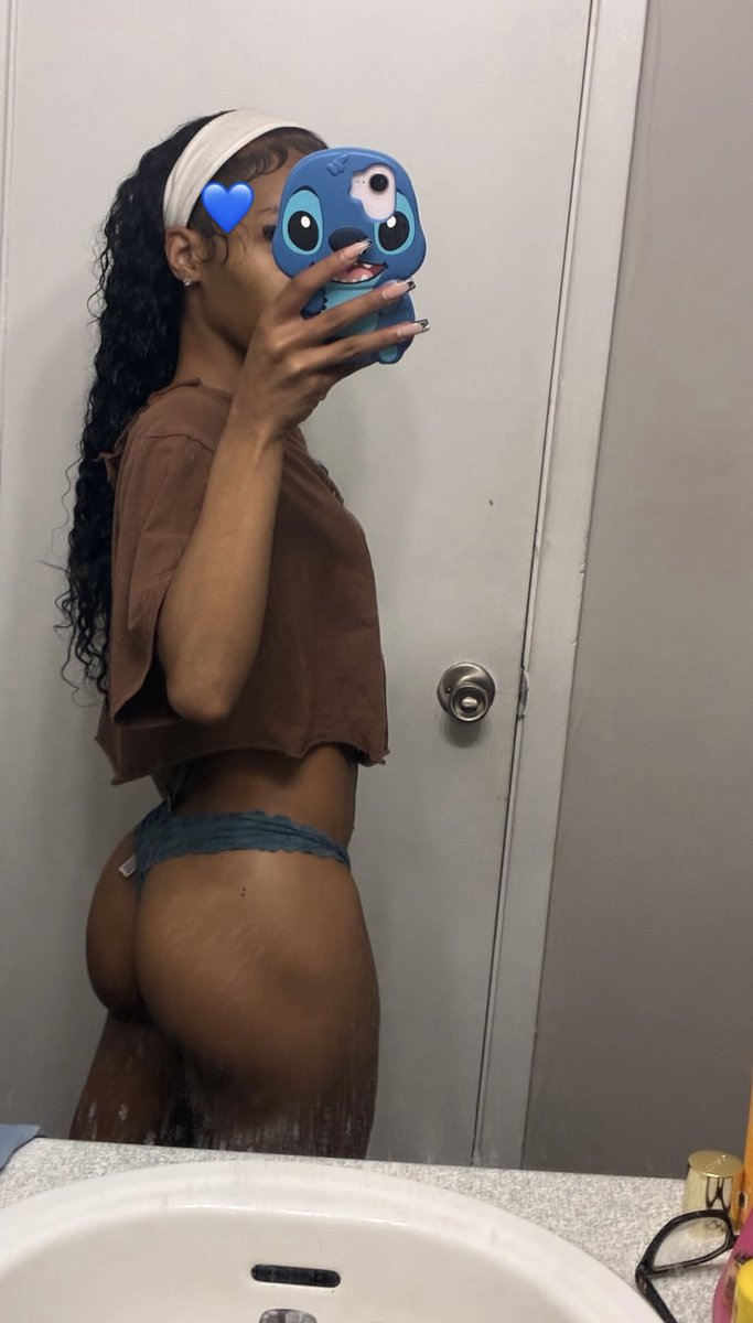 cummeetdaisy's tweet photo. Hey daddies 🍑🤭
#meets #florida #orlandomeets #tampa #horny https://t.co/rXUWCVB1ME