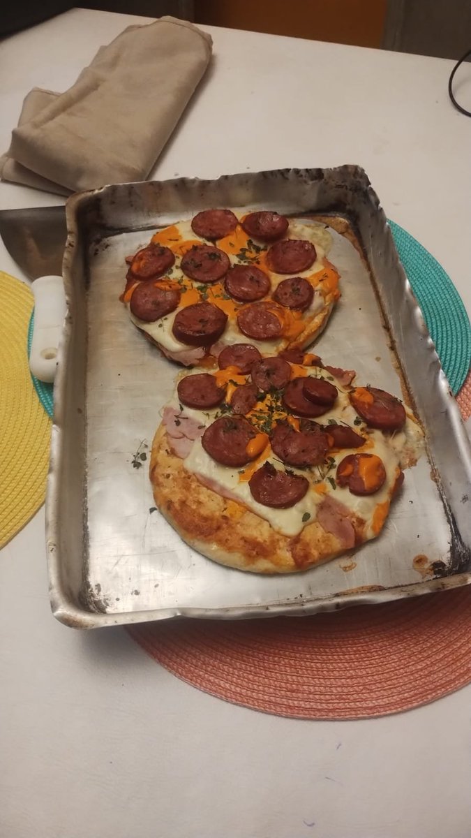 p0rtella__'s tweet photo. agora um chef de cozinha https://t.co/g5uHNKafU0