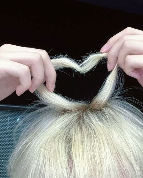 paran0rmalpup's tweet photo. once upon a time i got drunk at a frat party, got adopted into said frat, and had to dye my hair for pledging #kmpledge https://t.co/ELeiiAxdWO