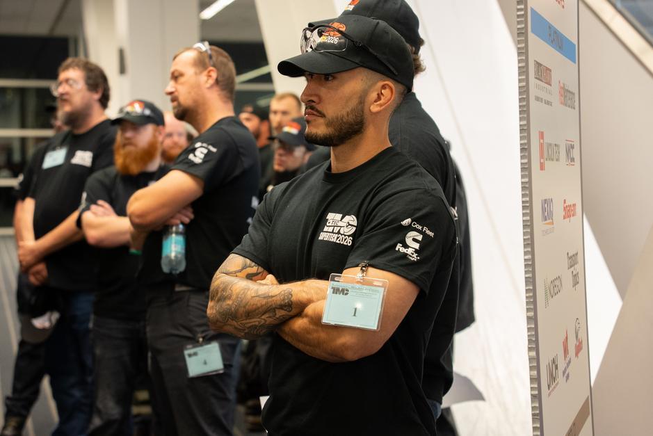 TRUCKINGdotORG's tweet photo. ๐ฅ The competition is on at #TMCSuperTech26!
The industry's best technicians put their diagnostic, maintenance, and troubleshooting skills to the test today as they competed for the coveted Grand Champion title. ๐
Swipe through a few highlights from an impressive day of skill and dedication.