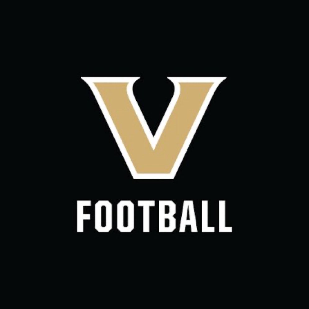 N3XTrecruiting's tweet photo. Class of 27, 28, 29, JUCO &amp; Portal! If you are interested in being recruited by Vanderbilt (@VandyFootball ) Please COMMENT film, Retweet &amp; DM us. Sending over athletes for evaluation! https://t.co/x7SvAPptYK