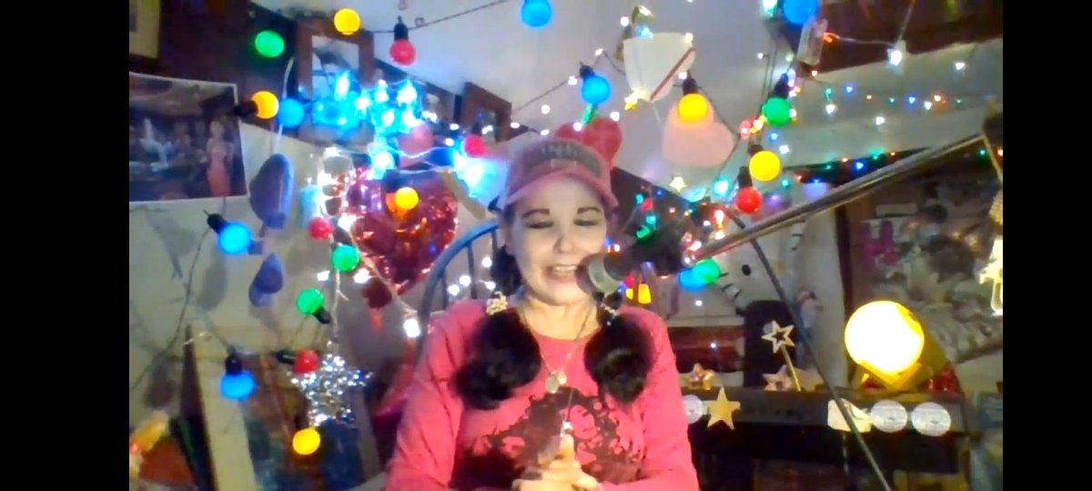 paupoljr's tweet photo. Livestream on @LoungesTv with @HromaniAngelini https://t.co/IMLuuRyUQp