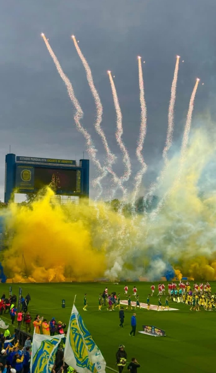Somos_Rosario's tweet photo. Matamos x estos COLORES 🇺🇦 https://t.co/AAmymJ6MBr