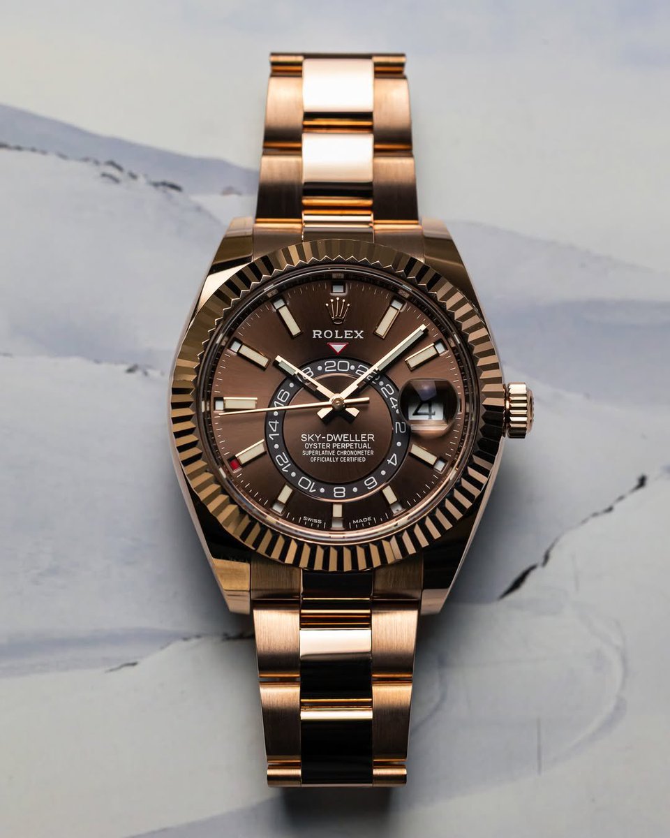 Rolexclocks's tweet photo. Rolex SkyDweller https://t.co/SL3hpEu7jM