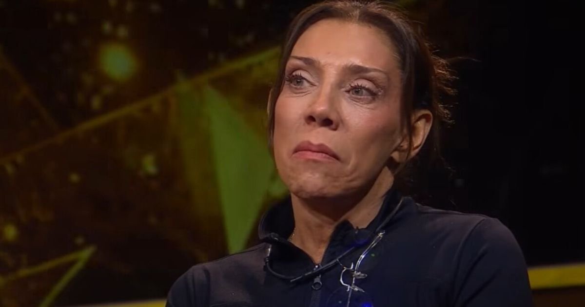mateobrandoo's tweet photo. Yo sigo sin entender como sigue Ernesto y Cynthia ahí adentro. Pero estamos de acuerdo que se tiene que ir Cynthia hoy?!
Una clasista, aburrida y antipática. No quiere participar. Critica todo. Ayer les decía feos a los mexicanos en la TV. Ya por favor!
#LaCasaDeLosFamososMx https://t.co/LnQsJarj6R